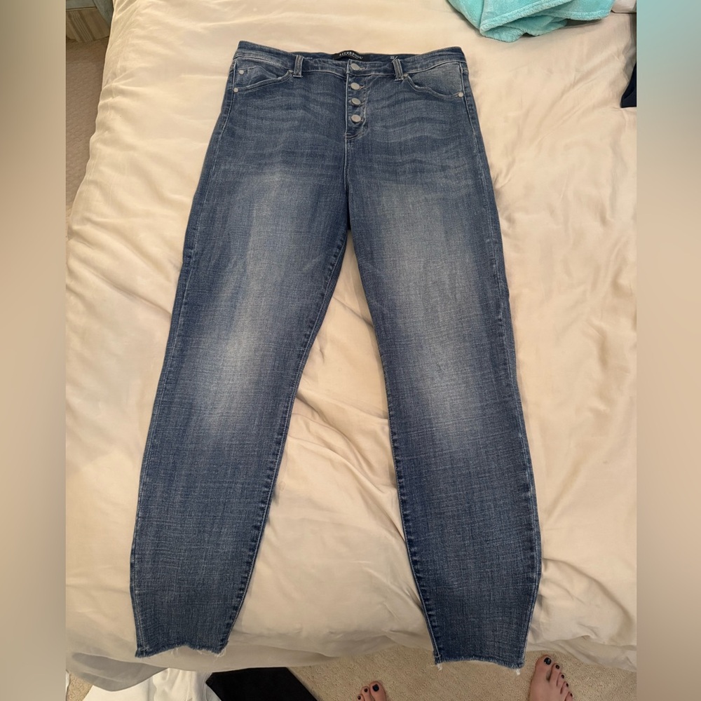 Button Liverpool jeans